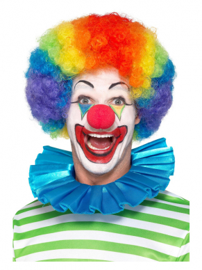 Tover je zelf in een handomdraai om in een te gekke Clown met deze Make-Up FX, Family Clown Kit op waterbasis, bestaande uit gekleurde krijtjes, make-up applicators en de neus. 